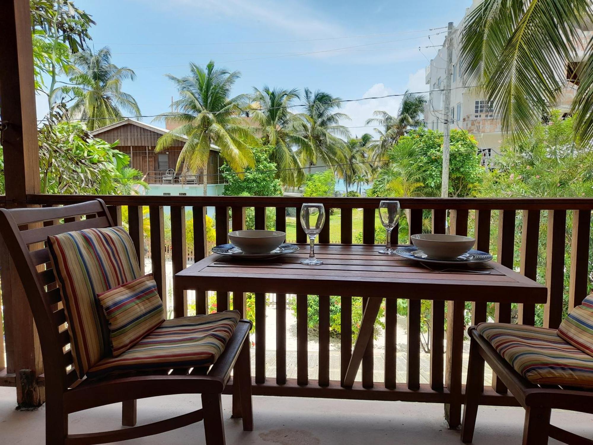 Amanda'S Place Casa Amancer - Sea View, Pool And Tropical Garden Caye Caulker Kültér fotó