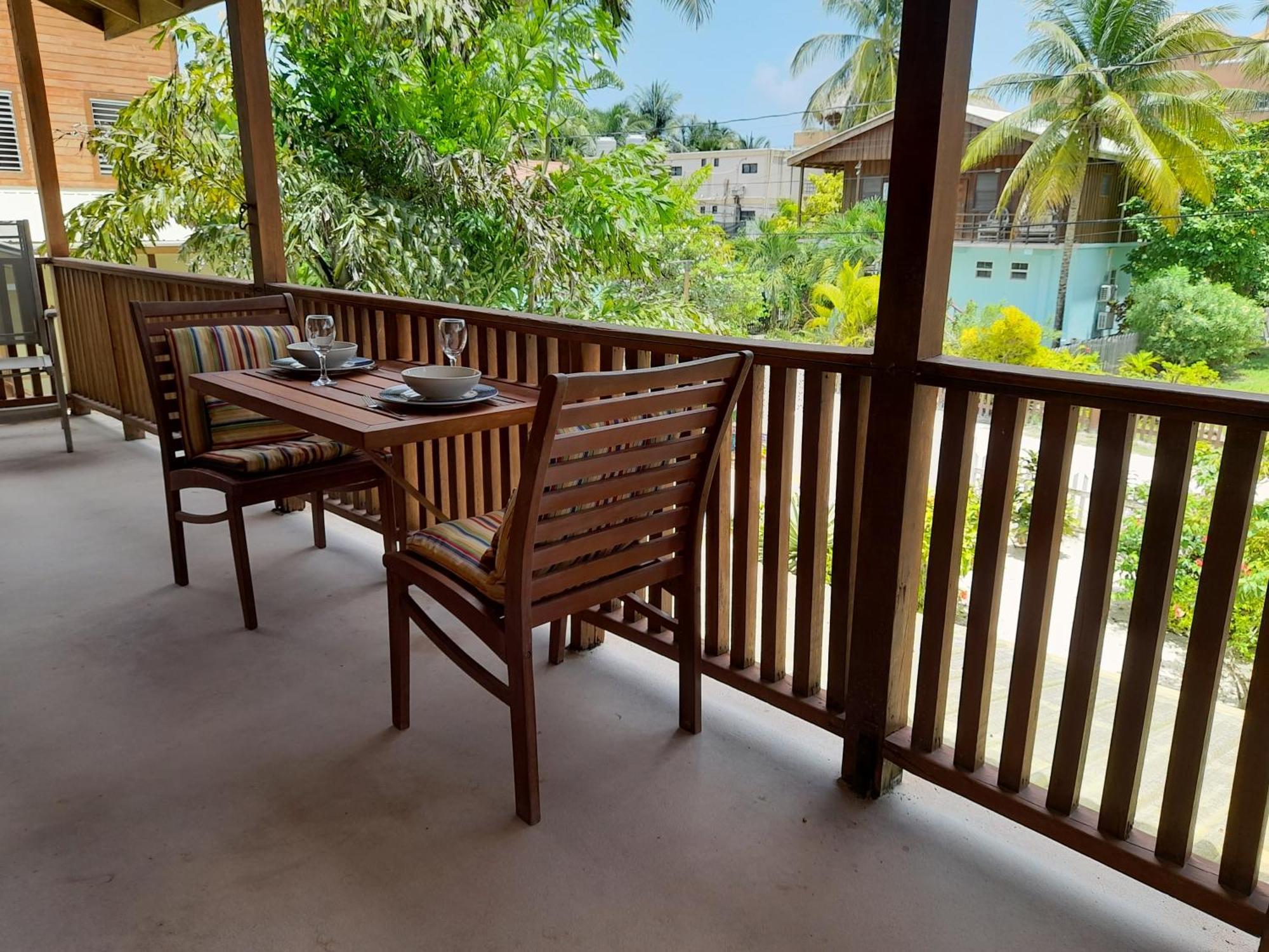 Amanda'S Place Casa Amancer - Sea View, Pool And Tropical Garden Caye Caulker Kültér fotó