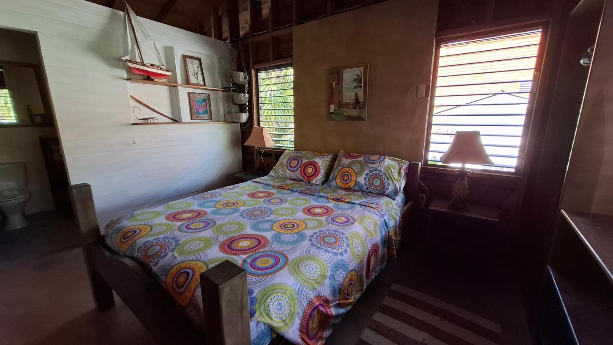 Amanda'S Place Casa Amancer - Sea View, Pool And Tropical Garden Caye Caulker Kültér fotó